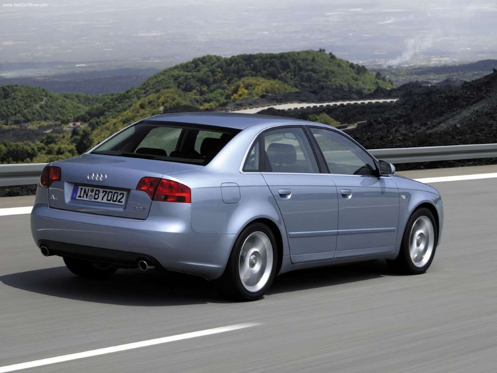Audi A4 1.8 Turbo (Automatic)